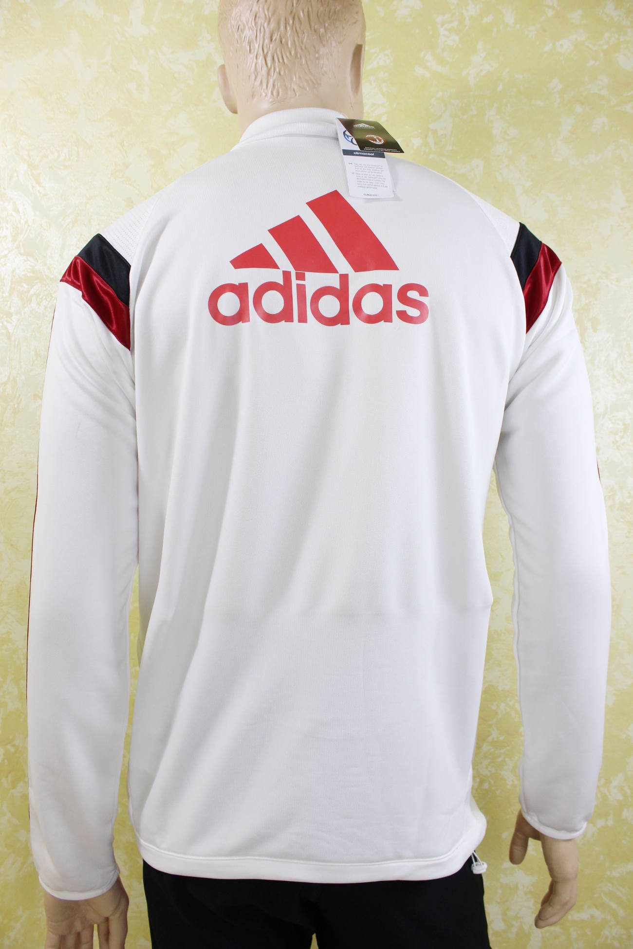 fly emirates adidas price