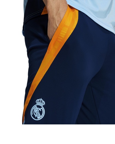 Pantaloni Tuta Allenamento REAL MADRID RMFC adidas Uomo Poliestere AEROREADY Tasche con zip BLUE 2024 25 - Training Suit Pants REAL MADRID RMFC adidas Men Polyester AEROREADY Pockets with zip BLUE 2024 25 - Pantalon de survêtement REAL MADRID RMFC adidas Homme Polyester AEROREADY Poches avec zip BLEU 2024 25 - Trainingshose REAL MADRID RMFC adidas Herren Polyester AEROREADY Taschen mit Reißverschluss BLAU 2024 25